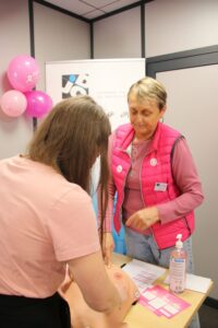 DJC Décolletage soutient la prévention Octobre Rose